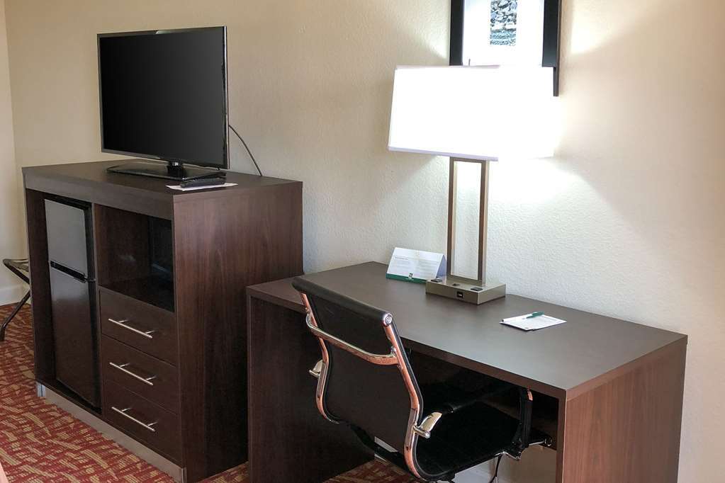 Quality Inn Forrest City I-40 Bilik gambar